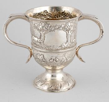 BÄGARE, silver, troligen William Shaw II & William Priest, London, England 1760. Vikt 430 g.