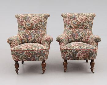 FÅTÖLJER, 1 par, omkring år 1900.