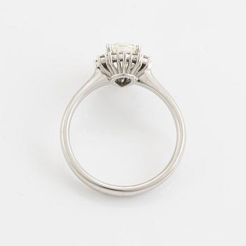 Pear shaped diamond 1,20 ct, with GIA report.