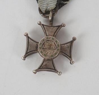 MEDALJER, 3 st. Af kungliga patriotiska sällskapet(brons) mm.