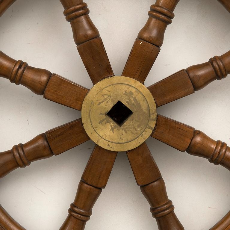 Steering wheel for a boat, first half of the 20th century.