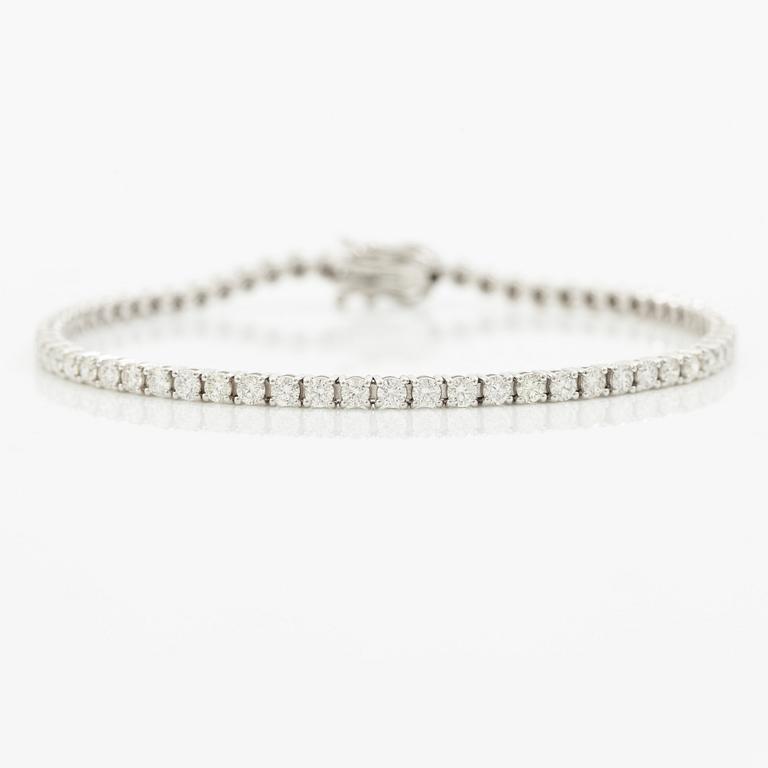 Bracelet 18K white gold with brilliant-cut diamonds.