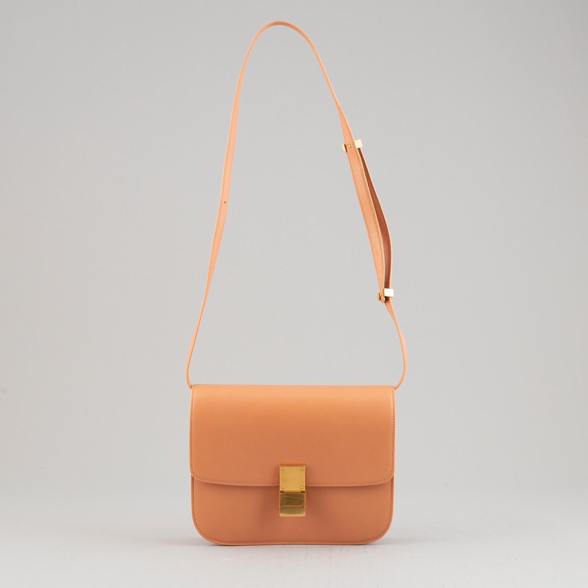 Céline, a 'Medium Classic Bag' in box calfskin.