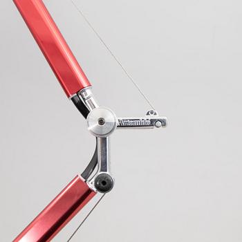 Michele De Lucchi & Giancarlo Fassina, bordslampor"Skrivbordslampor ett par, "Tolomeo" Artemide Italien.