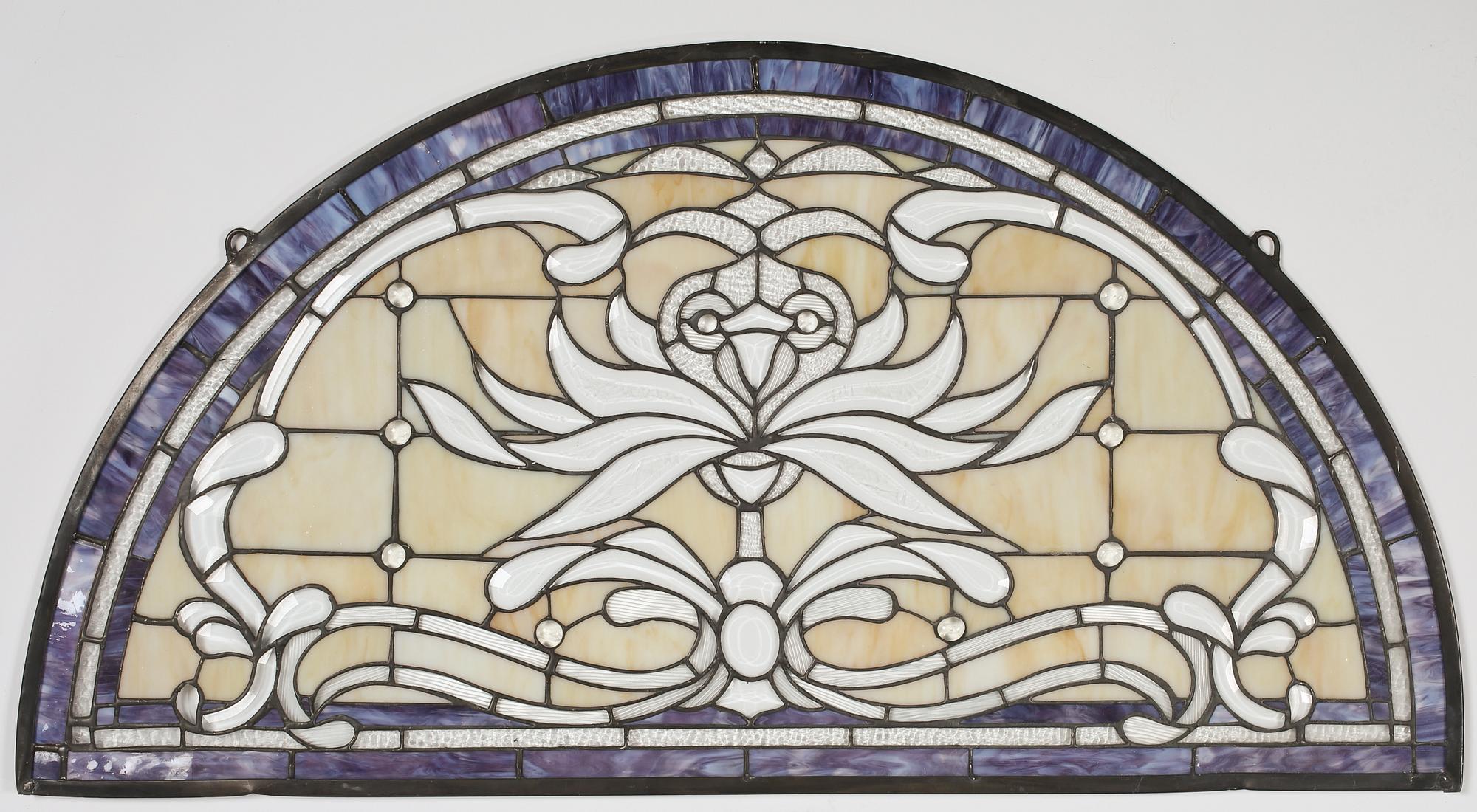 LUNETTFÖNSTER, 1900-tal.