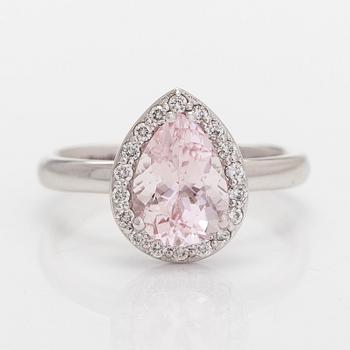 Ring, 18K white gold, set with a pear-shaped morganite and diamonds.