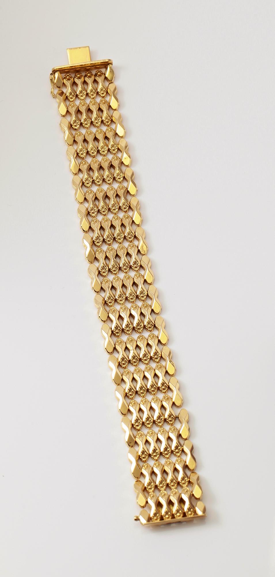 ARMBAND, 18K guld. Vikt ca 44 g.