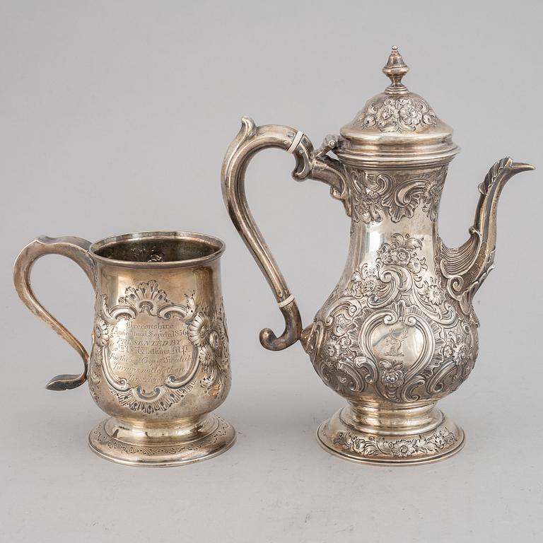 A silver jug and coffee pot, including  John Langlands I & John Robertson I, Newcastle 1788.