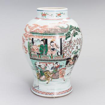 A porcelain vase in Kangxi style from late Qing Dynasty, circa 1800's.