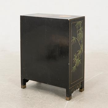 Cabinet China 20th century.