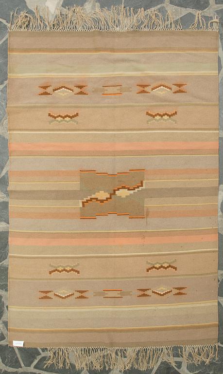 MATTO, funkkis, Suomi 1930-luku. Noin 300 x 195 cm.