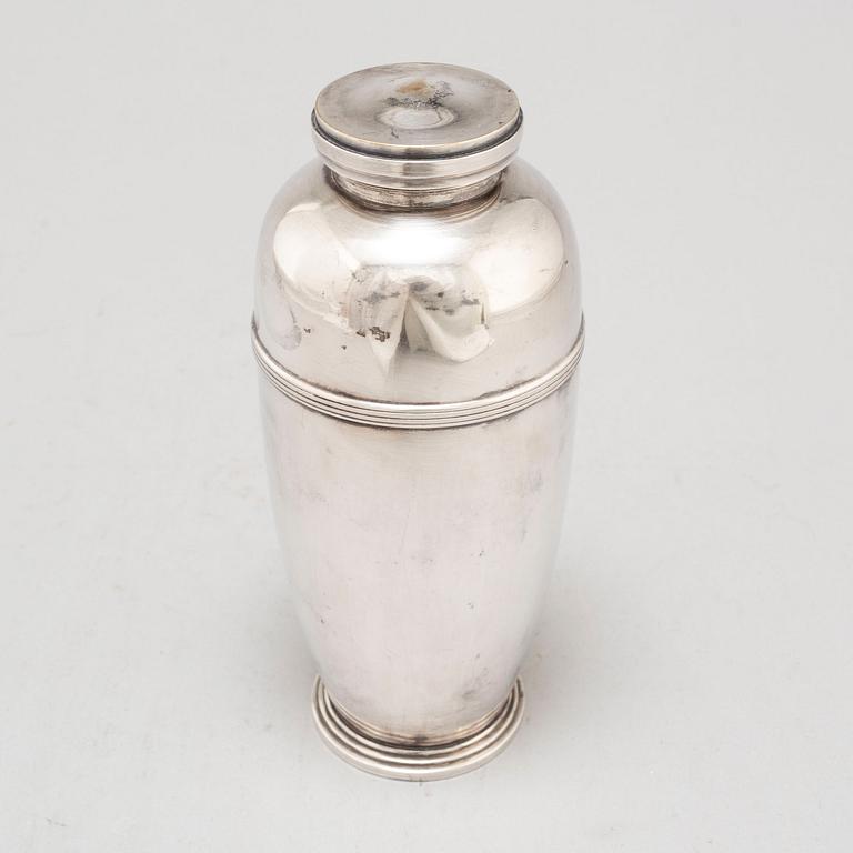 SYLVIA STAVE, coctail shaker, silver plated, CG HALLBERG, Sweden 1930's.