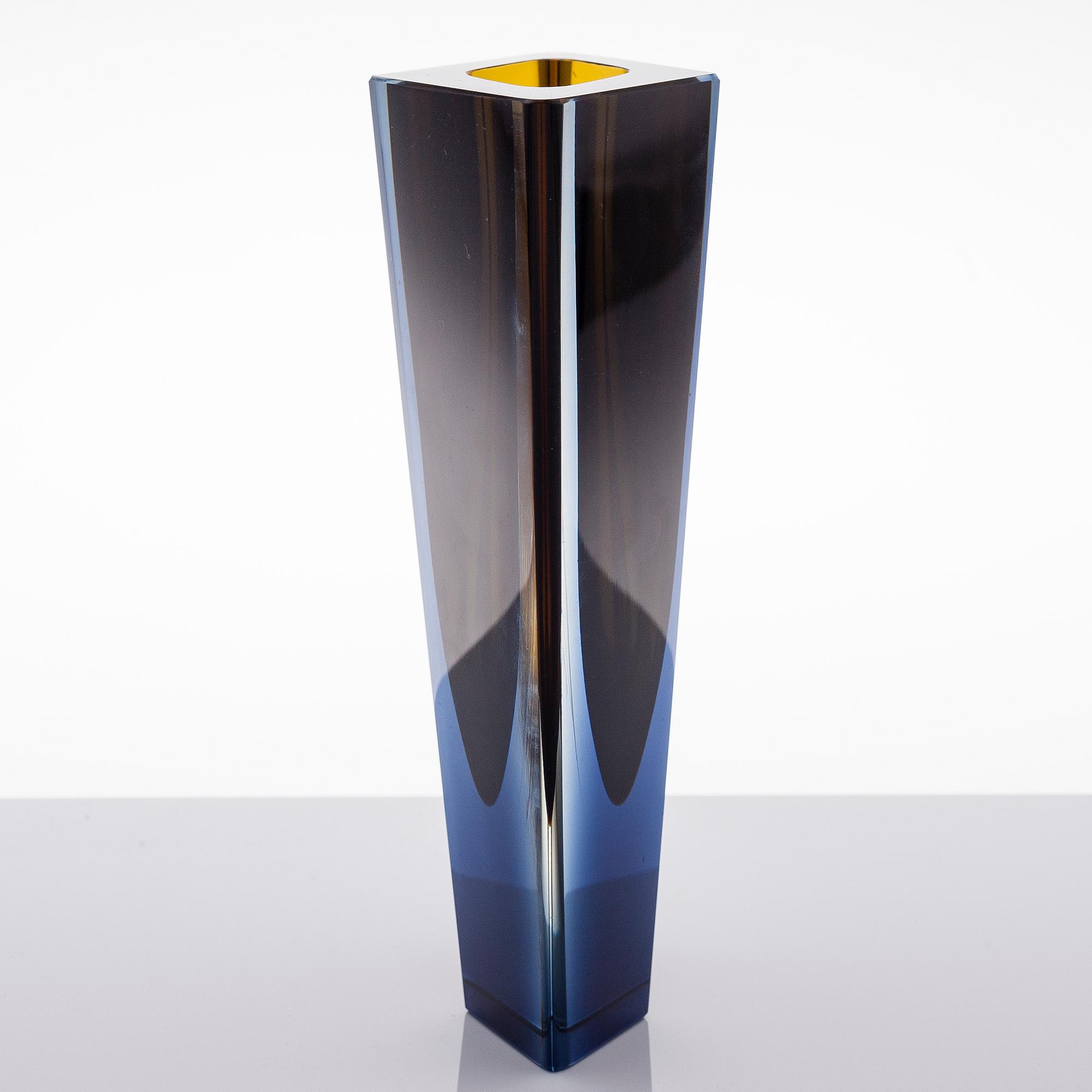 KAJ FRANCK, A 'Prism' vase, signed K. Franck Nuutajärvi Notsjö -61.