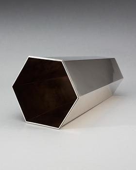 A Wiwen Nilsson sterling vase, Lund 1958.