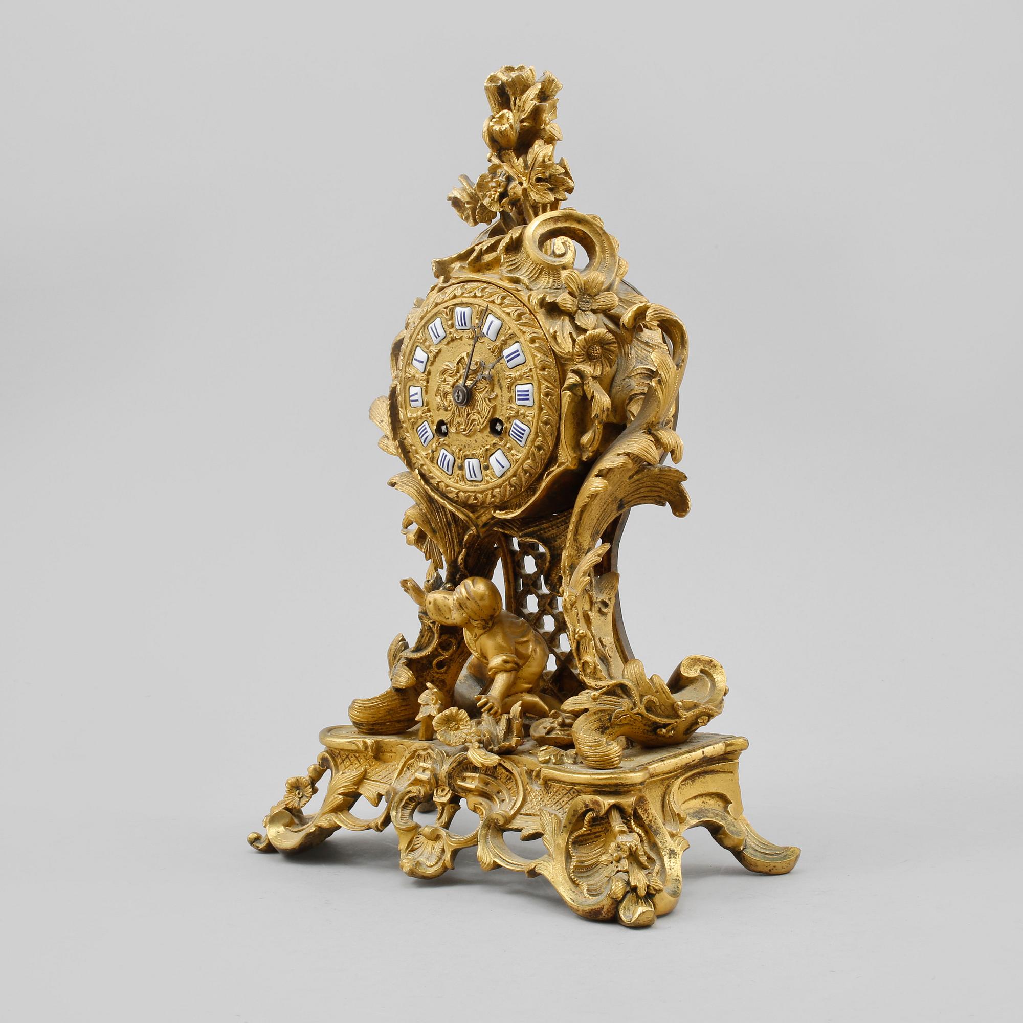 BORDSUR, Louis XV-stil, troligen Frères Raingo, Paris, 1800-talets andra hälft.