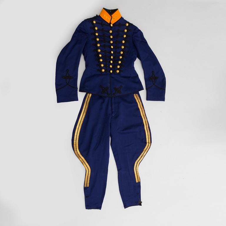 UNIFORM, svensk, attilla m/1873 för officer vi Norrlands artilleriregemente.