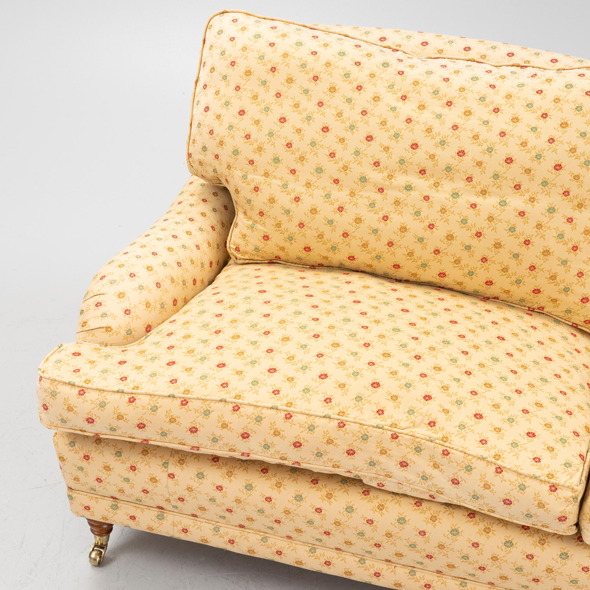 Soffa, Howardmodell, sent 1900-tal.