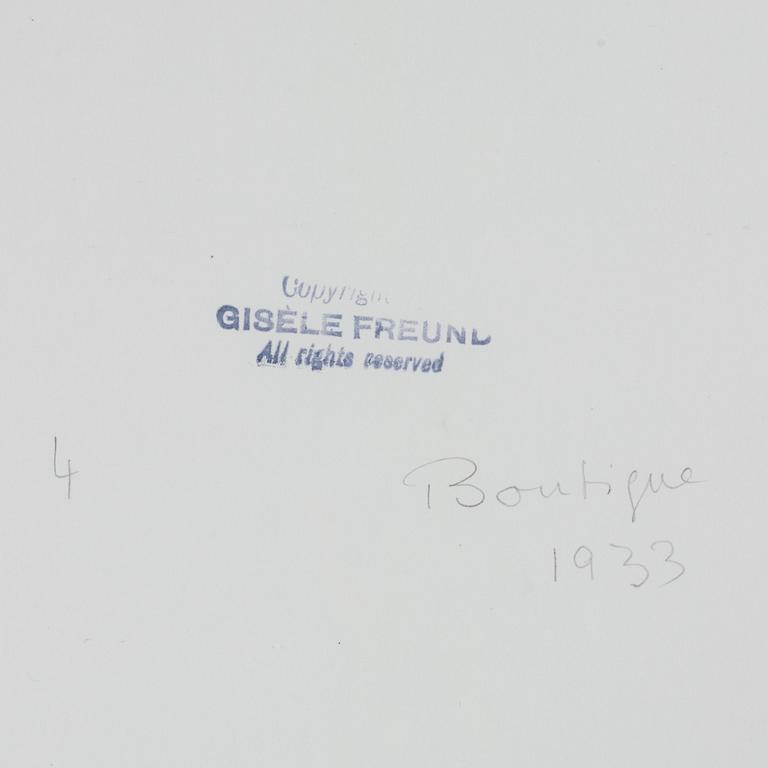 Gisèle Freund, “Pantouflour, Paris, 1935".