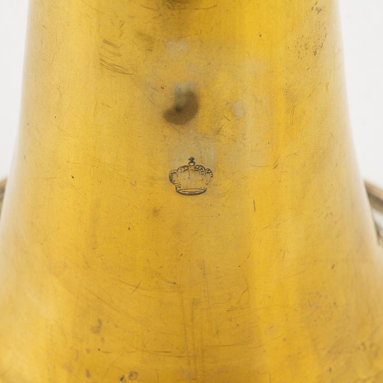 A crown marked brass horn, first part of the 20 th Century.