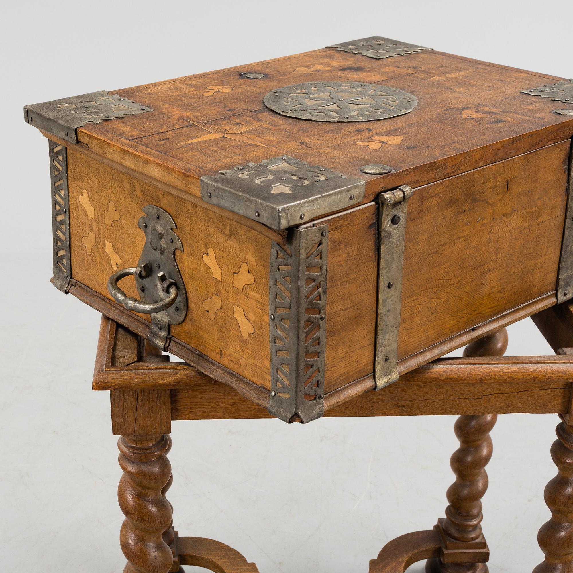 SCHATULL, barock, daterad 1756.