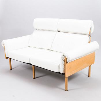 YRJÖ KUKKAPURO,a late 20th century 'Ateljee' sofa for Haimi/Avarte.