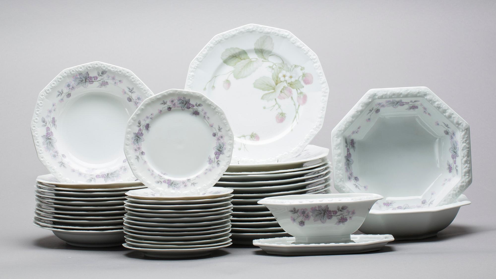 SERVIS, ca 45 delar, Maria Rosenthal, 1900-talets mitt, porslin.
