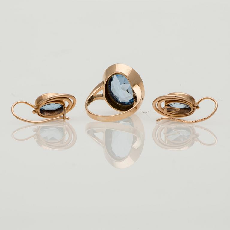RING och ÖRHÄNGEN, 14K guld, syntetiska spineller. Helsingfors 1958 och 1962.