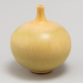 BERNDT FRIBERG, a stoneware vase, Gustavsberg Stuido, year mark K.