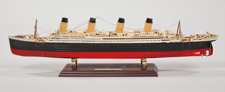 SKEPPSMODELL, "R.M.S Titanic", sent 1900-tal.