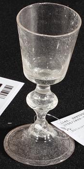 SPETSGLAS, 2 st snarlika. 1700/1800-tal.