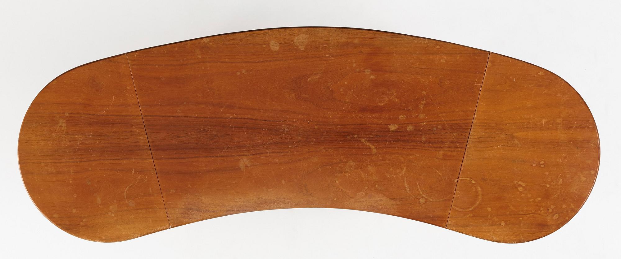 Josef Frank, sidobord med klaffar, Firma Svenskt Tenn, modell 1133, 1900-talets mitt, proveniens Estrid Ericson.