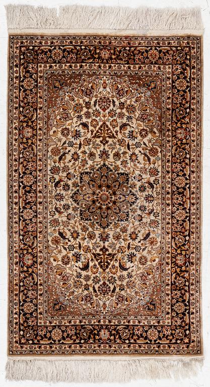 Carpet, silk Ghom, approx. 155 x 93 cm.