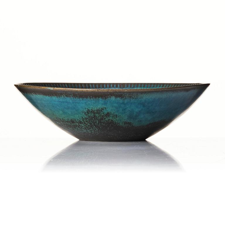 Stig Lindberg, a stoneware bowl, Gustavsberg Studio, Sweden, 1963.