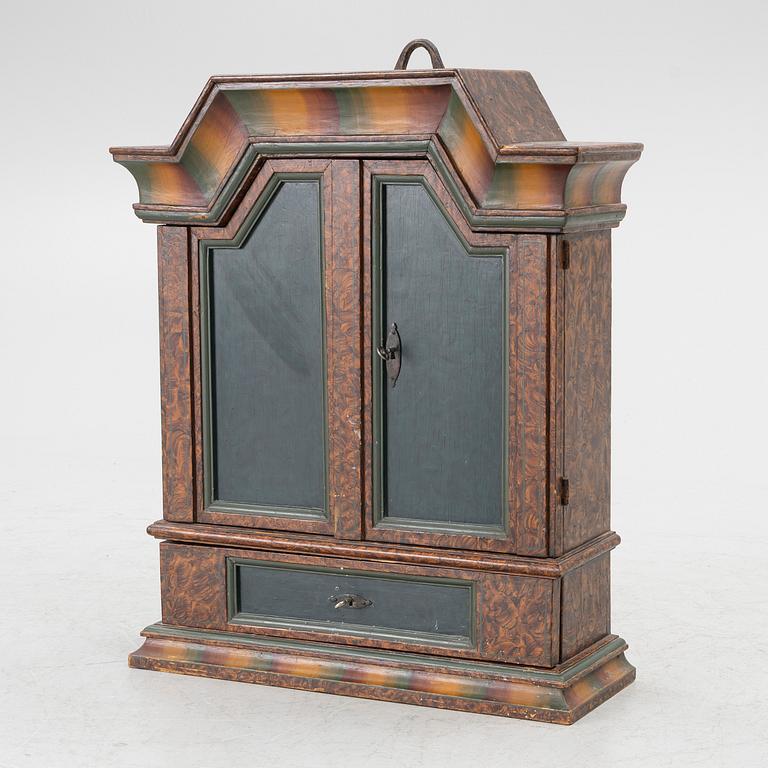 Hängskåp, allmoge, Värmland, 1800-tal.