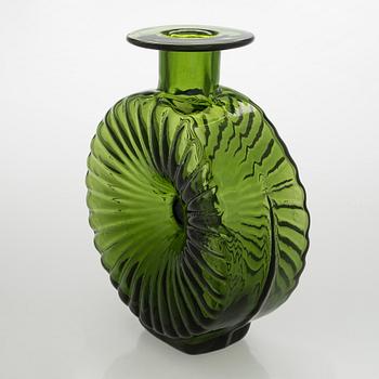 Helena Tynell, a 'Sun bottle' for Riihimäen Lasi Oy. In production 1964-1974.