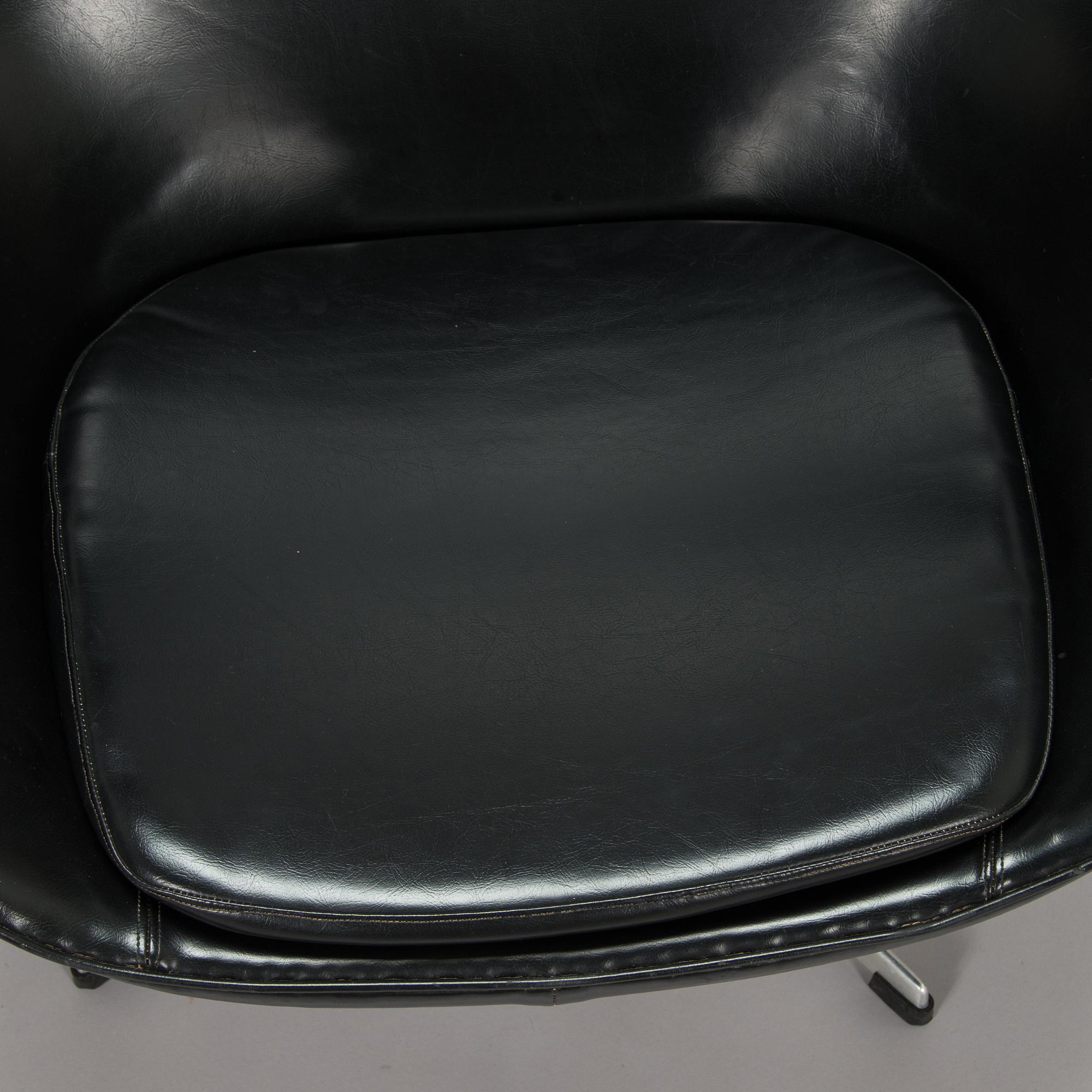 Arne Jacobsen,   fåtölj, "Ägget/ The Egg Chair", Arne Jacobsen, Fritz Hansen, Danmark 1960-tal.