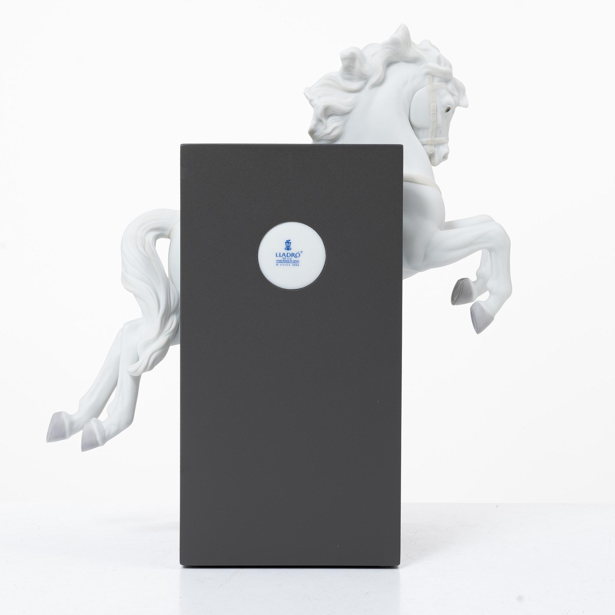 Lladró, figurin, "Horse on pirouette", Spanien.