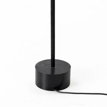 Swann Bourotte, golvlampa, "Paranoid 2", Ligne Roset, Frankrike.