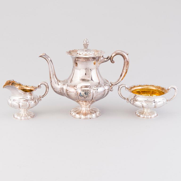 A THREE PIECE COFFEE SET, silver, Auran Kultaseppä Oy, Turku 1959.