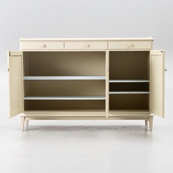 Svante Skogh, a 'Vindö' sideboard, 1900-talets andra hälft.
