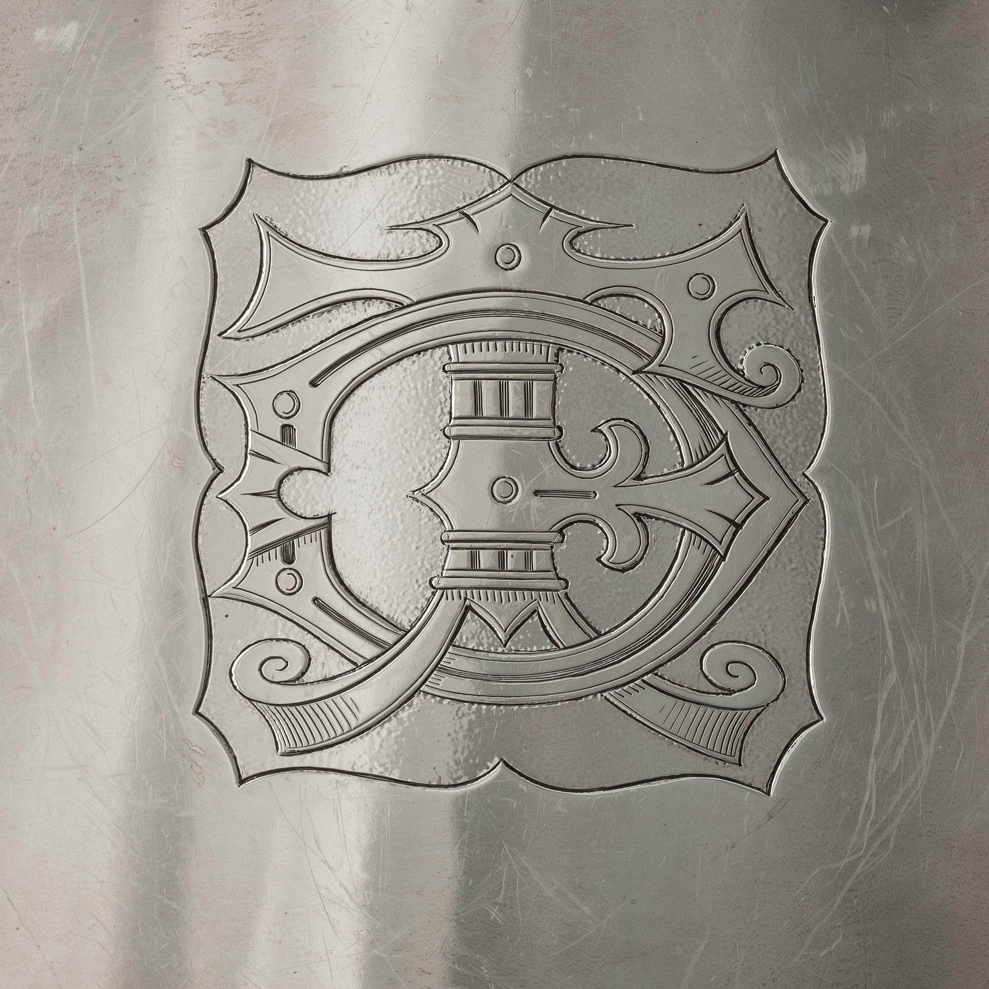 A French 20th century silver 950/1000 service, marked EC, Paris.
