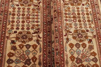 A carpet, Oriental, ca 337 x 261 cm.