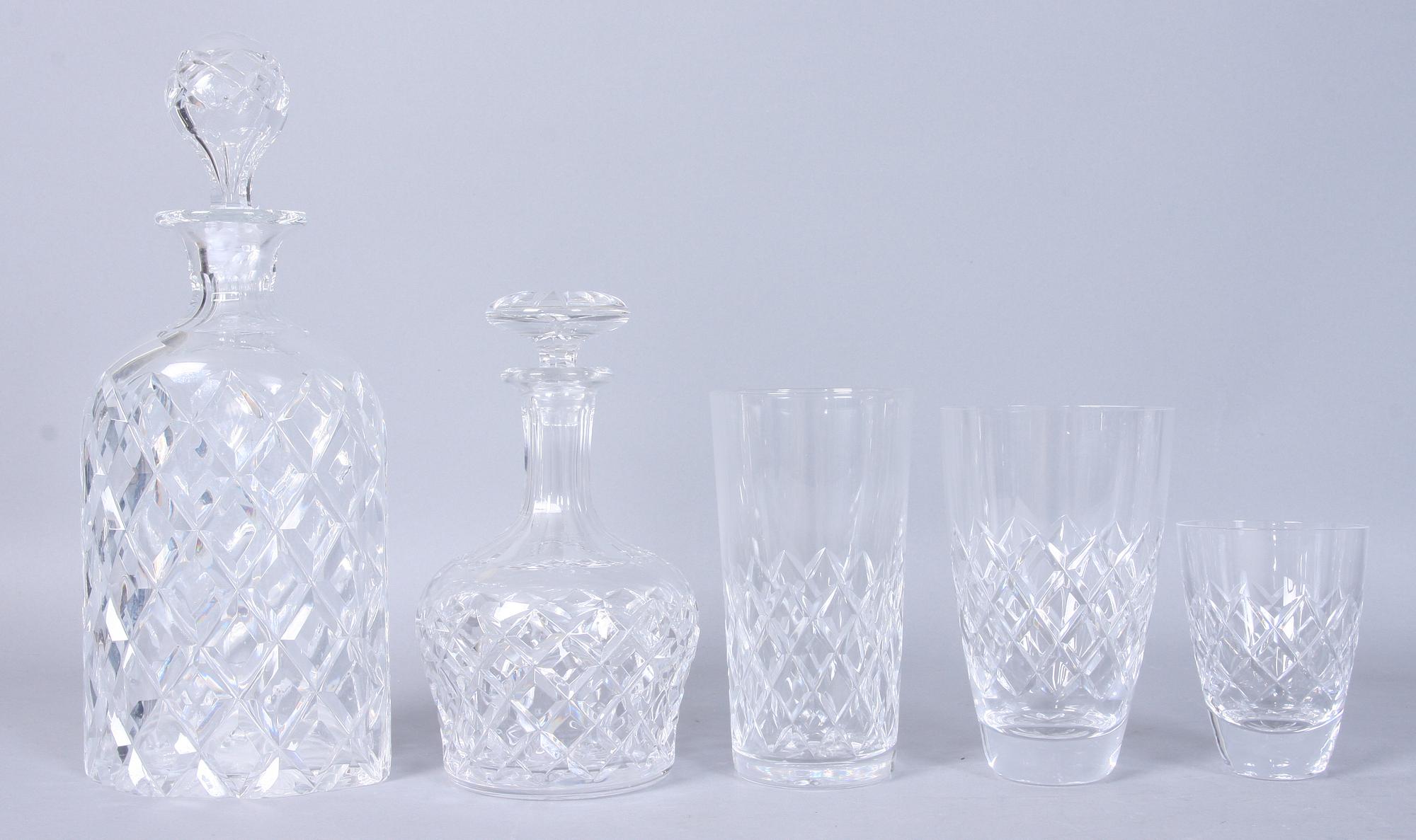 GLASSERVIS, 91 delar, 1900-tal.