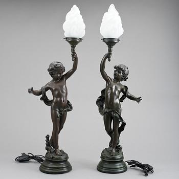 BORDSLAMPOR, ett par, modern tillverkning.