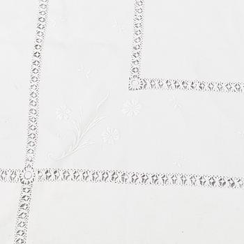 A set of two duble bed sheets, beginning of the 20th century.