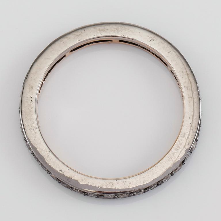 RING, silver och diamanter tot ca 0.62 ct.