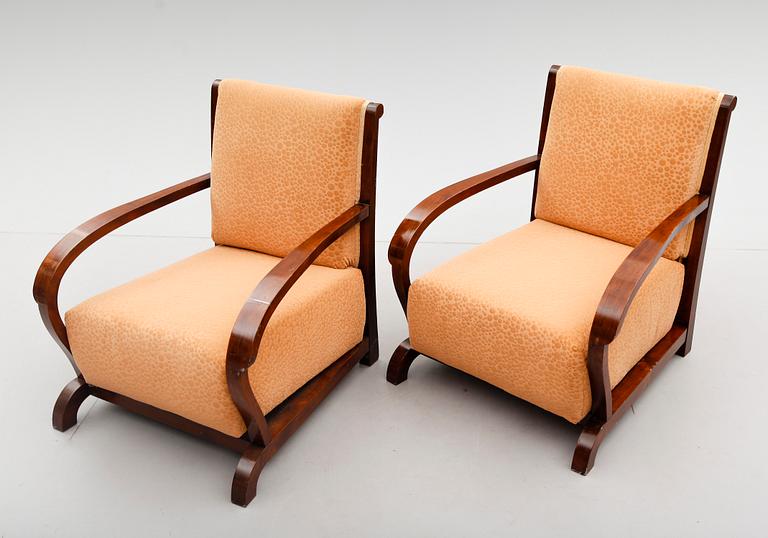 KARMFÅTÖLJER, 1 par, art déco, 1900-talets första hälft.