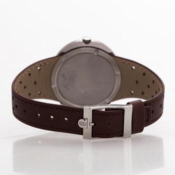 Omega, Geneva, Dynamic, wristwatch, 41 x 36 mm.