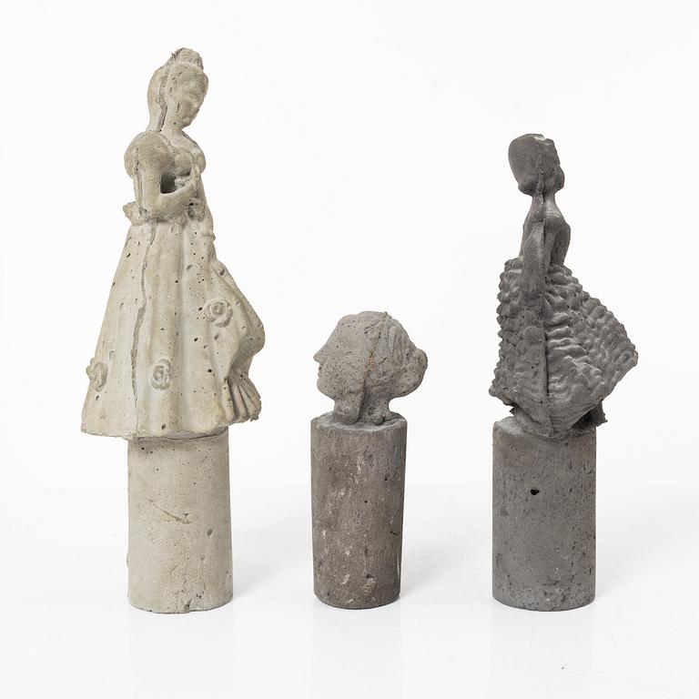 Kathy Dalwood, skulpturer, 3 st, "American Girl", "Tennessee Girl" och "Concrete Roman Girl".