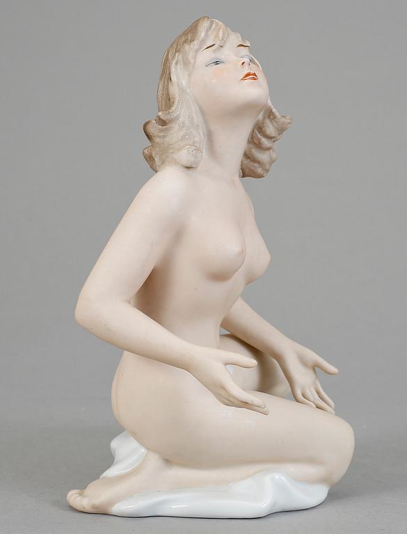 FIGURIN, porslin. Wallendorf, Tyskland, efter 1963.